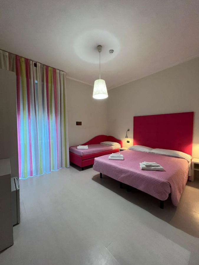 Hotel Leonardo Cesenatico Luaran gambar