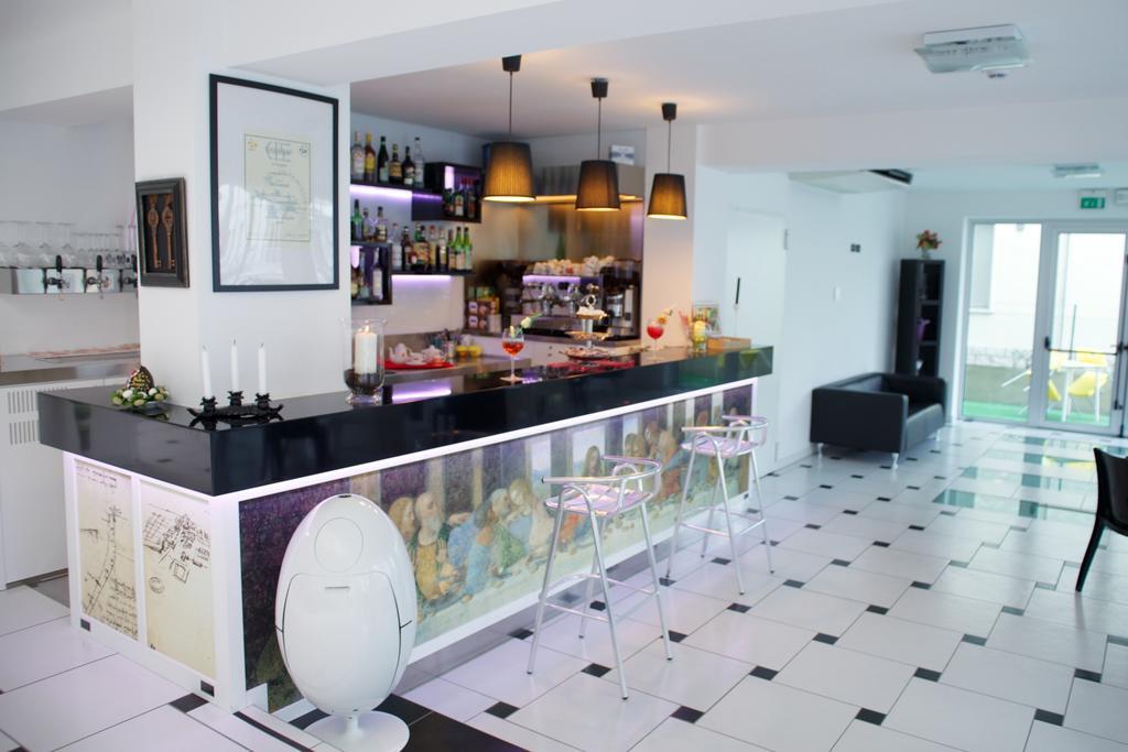 Hotel Leonardo Cesenatico Luaran gambar